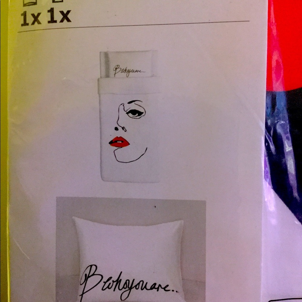 IKEA x LADY GAGA twin duvet cover set/sheet set